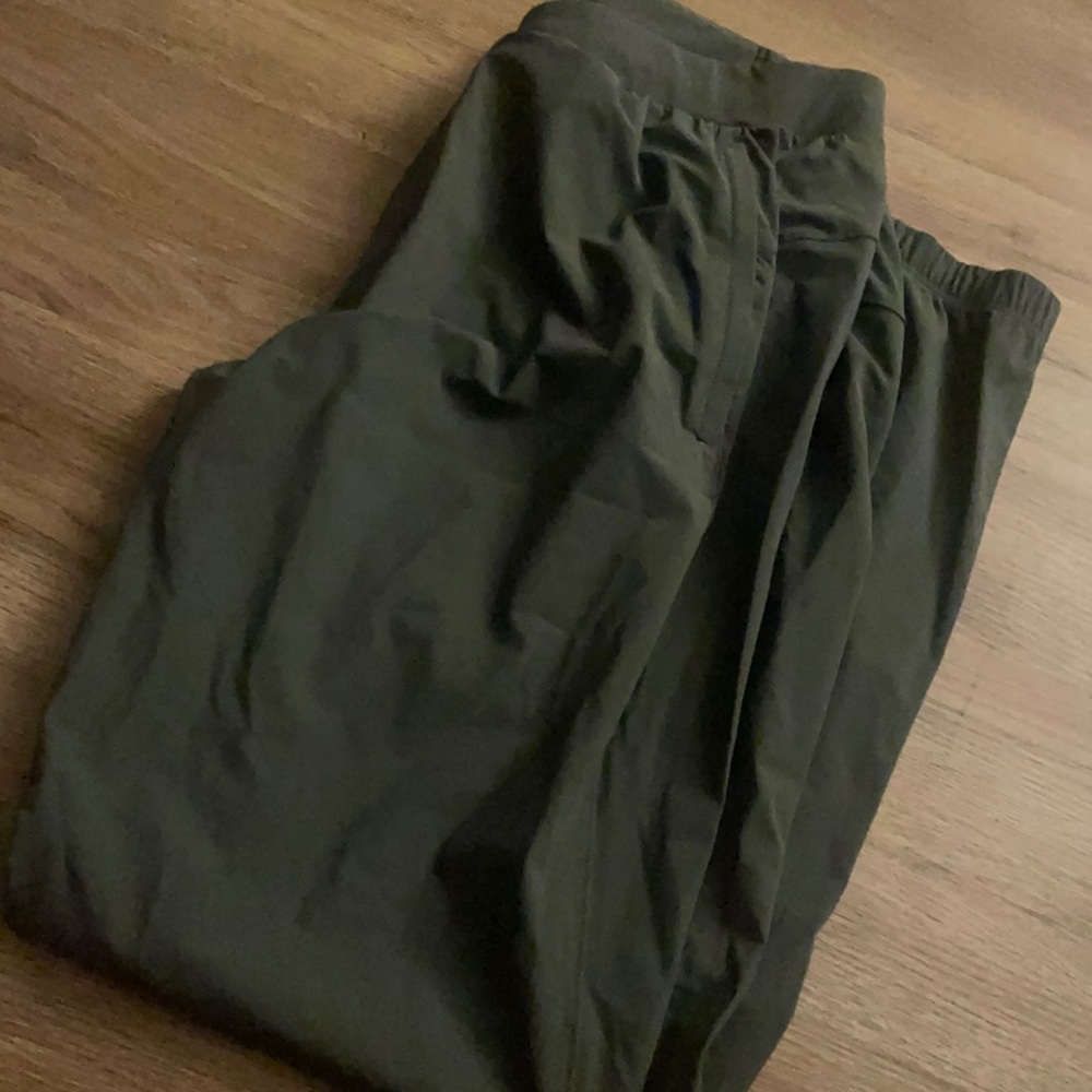 lululemon pants without tag
